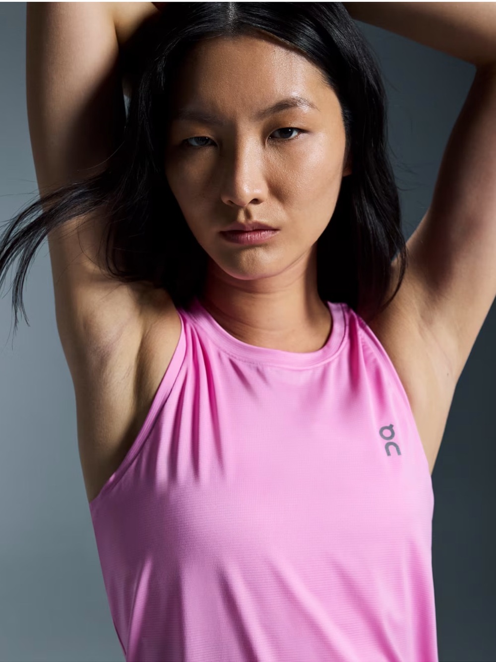 On Women's Core Pink Running Tank New! - Picture 6 of 13